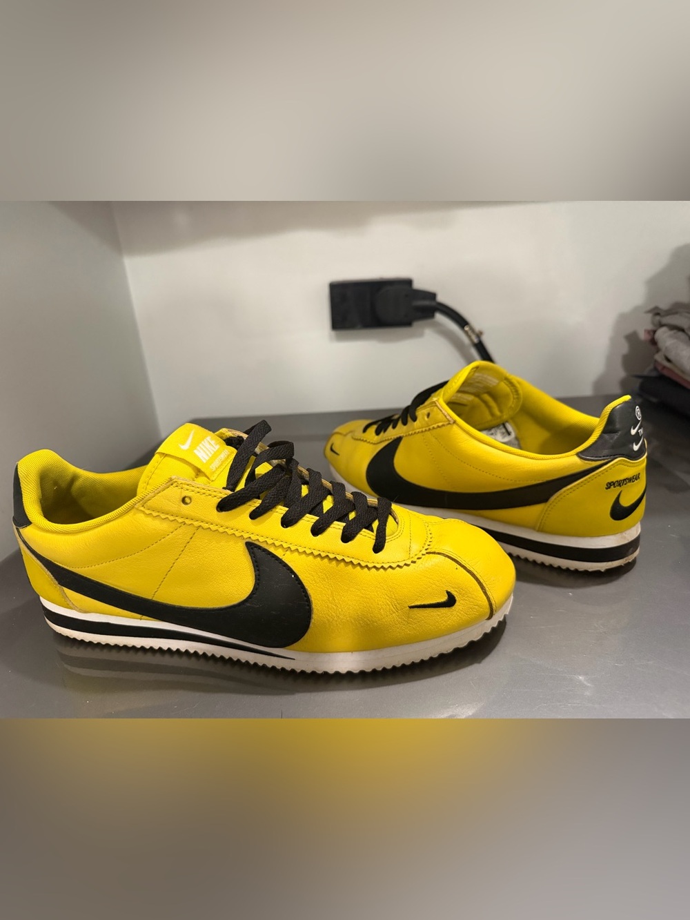 Nike cortez yellow